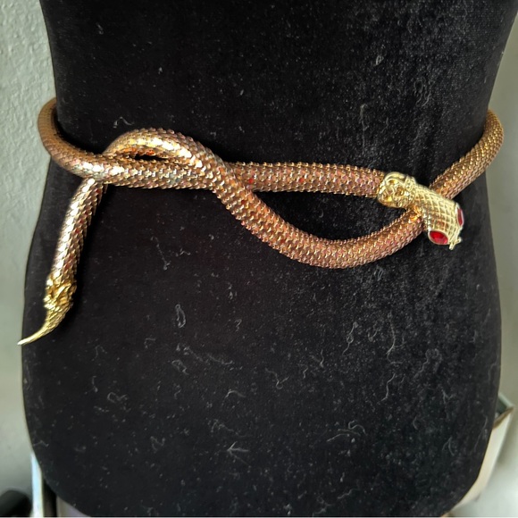 Vintage bronze mesh snake necklace belt - Picture 5 of 11